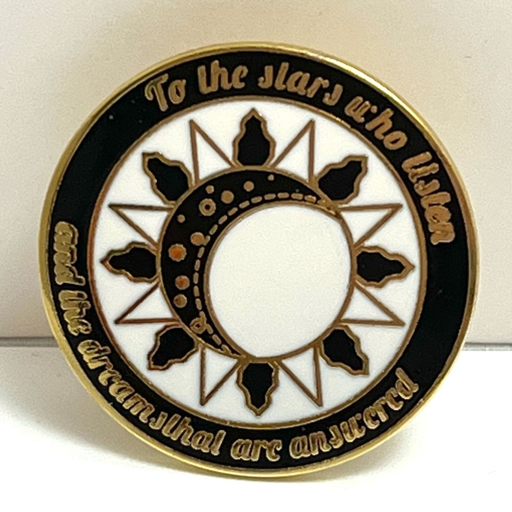 A Court of Thorns and Roses Enamel Dreams Pin Sarah J Maas ACOTAR